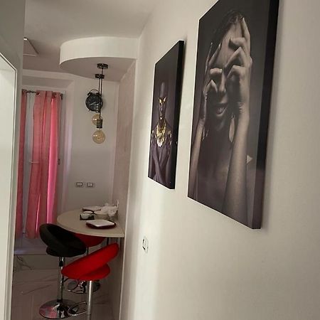 Appartamento Maysa โบโลญญา ภายนอก รูปภาพ